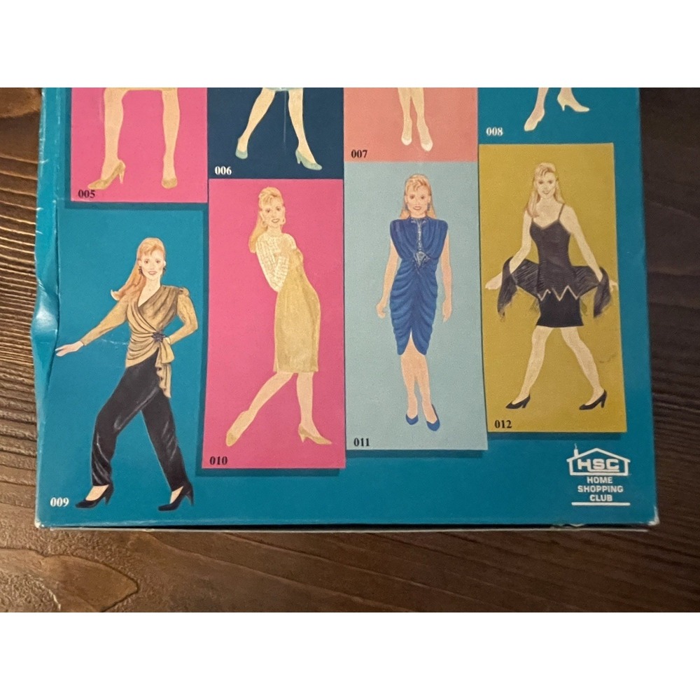 Vanna White‎ Doll with Original Fashions 011 Limited Edition HSC-NEW 1990 - Picture 3 of 4